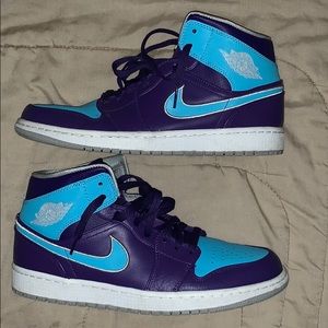 Jordan retro 1’s